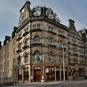 Western Queens 3* Dundee